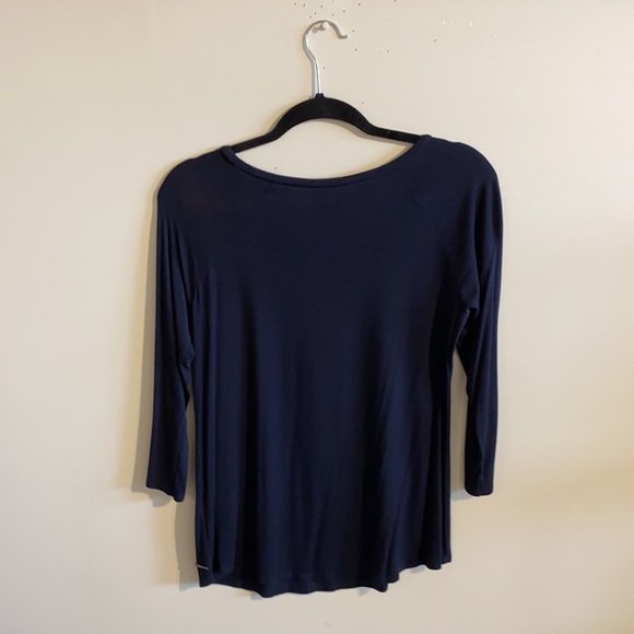 💥 3/$25💥 | Tahari | 3/4 Sleeve Tee - Picture 2 of 6